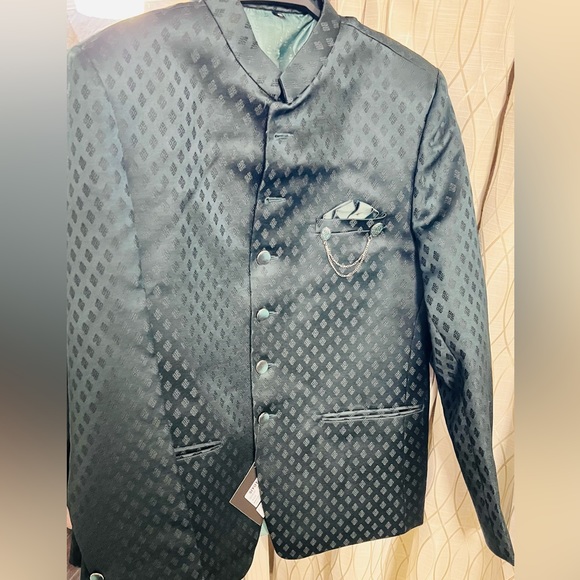 Emerald Jacket - Picture 2 of 2